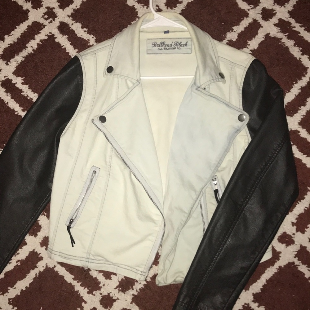 Distressed faux leather sleeve jean jacket